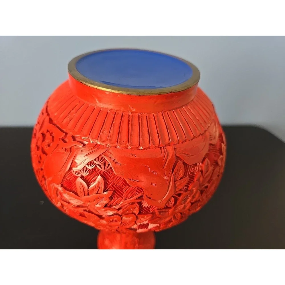 VTG CHINESE HAND CARVED FLORAL RED CINNABAR BLUE ENAMEL BRASS‎ LACQUER VASE 9.5